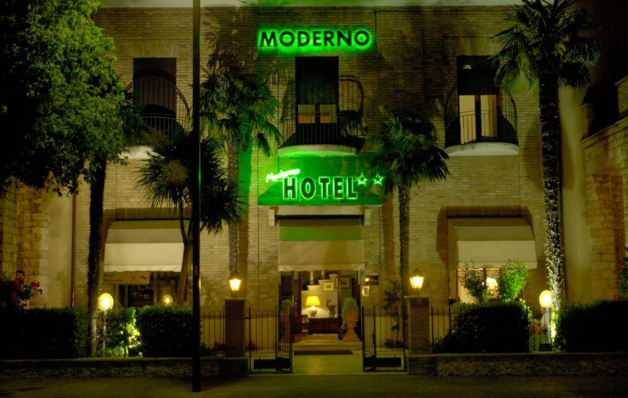 Hotel Moderno อัสซิซี ภายนอก รูปภาพ