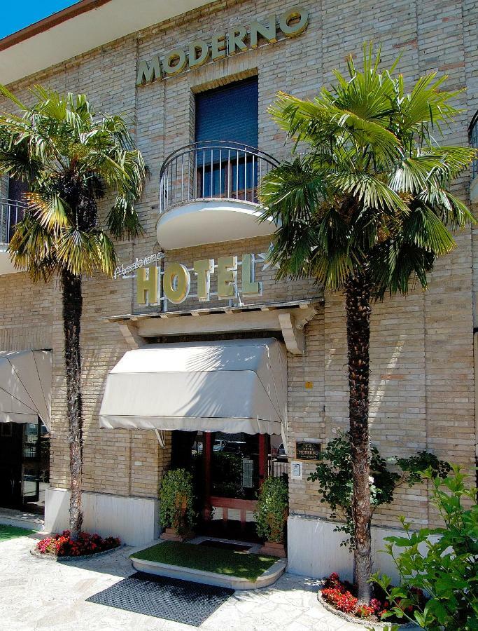 Hotel Moderno อัสซิซี ภายนอก รูปภาพ