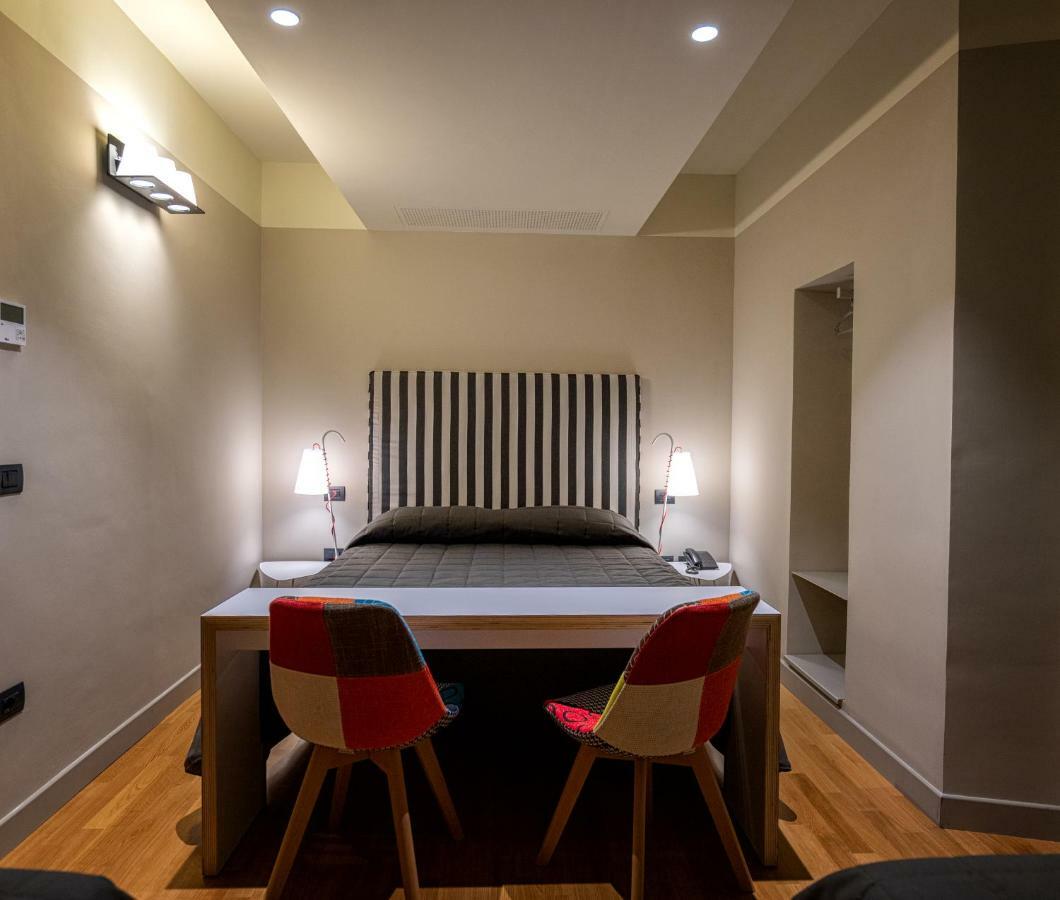 Hotel Moderno อัสซิซี ภายนอก รูปภาพ